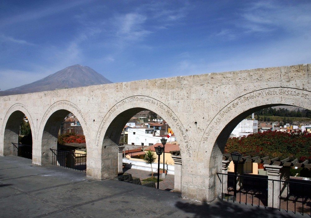 Arequipa City Tour & Santa Catalina Convent & Juanita Museum