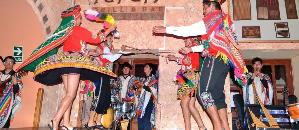 Folklore Show and Dinner