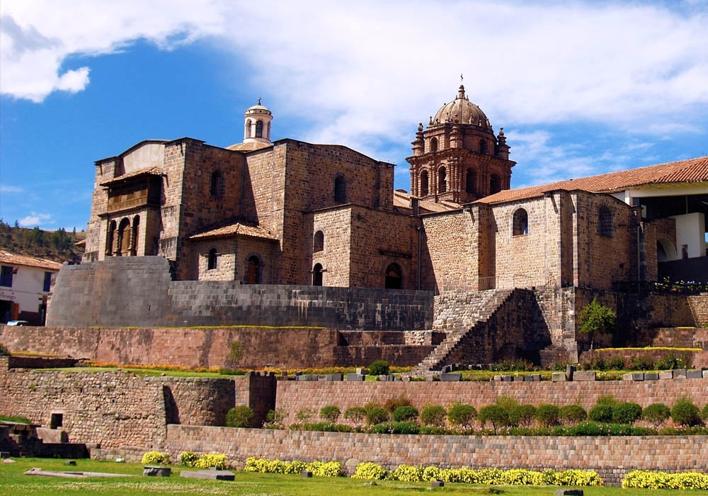 Qorikancha Ancient Footsteps: Hiking to Machu Picchu via Inca Trail